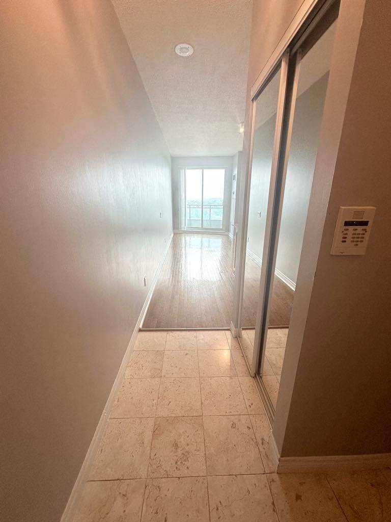 Toronto C14, ON M2N 7K3,60 Byng AVE #1309