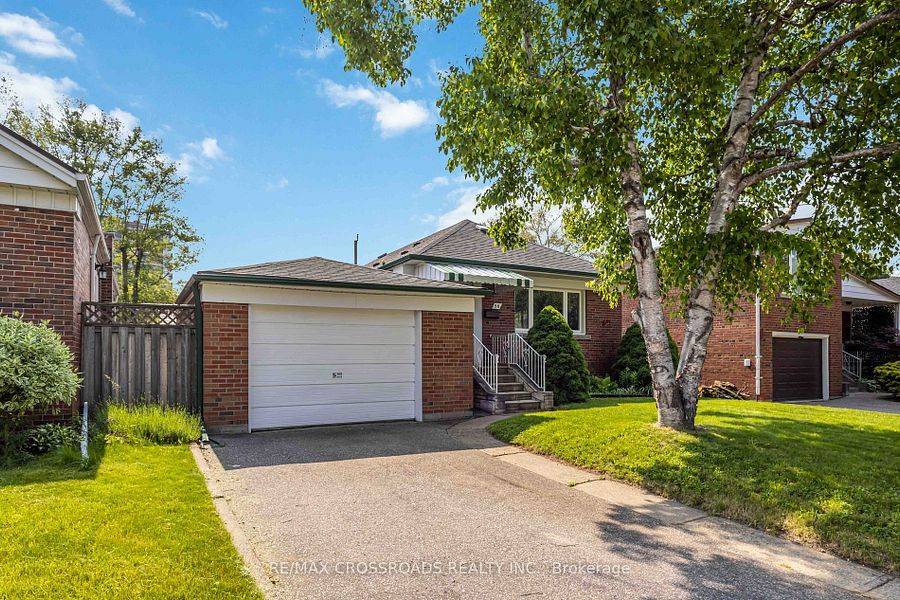 Toronto E04, ON M1R 2V6,58 Greylawn CRES