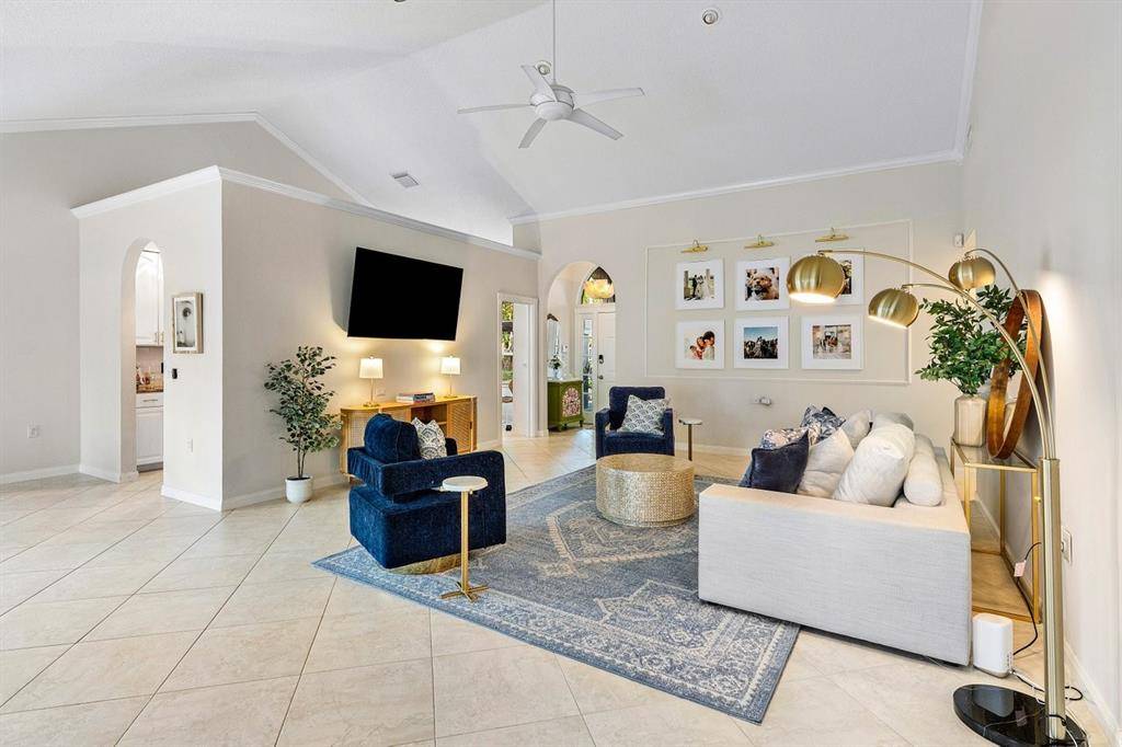 West Palm Beach, FL 33409,2860 Wilderness Rd