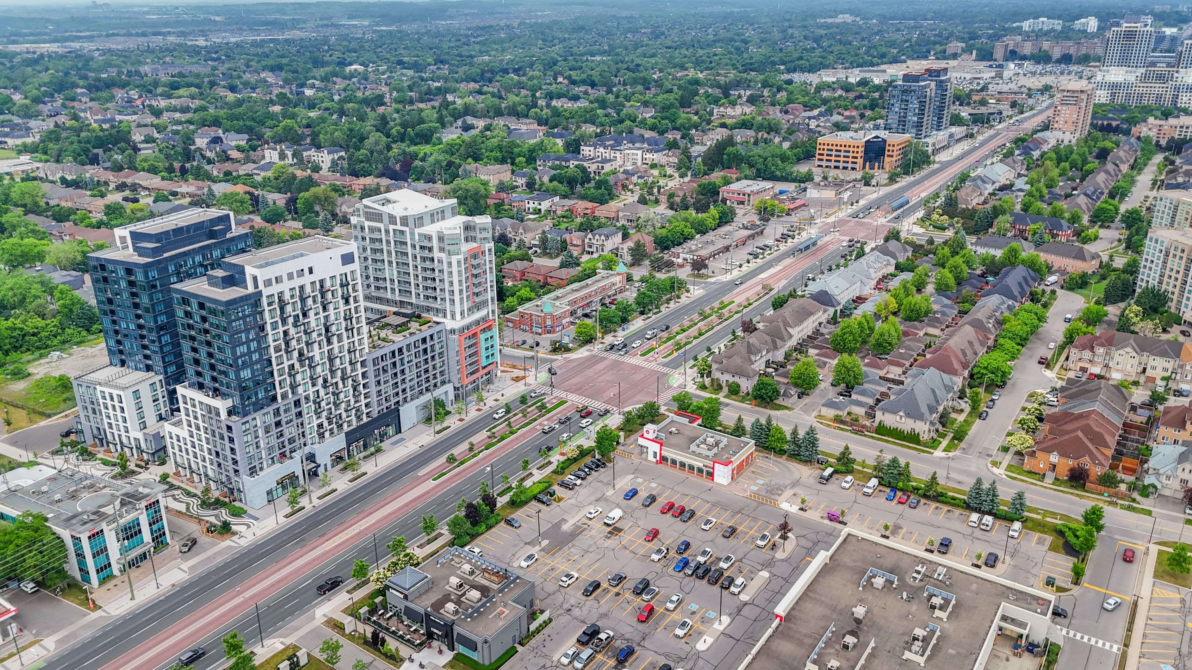 Richmond Hill, ON L4C 5T6,3 Rosewater ST #TH 108