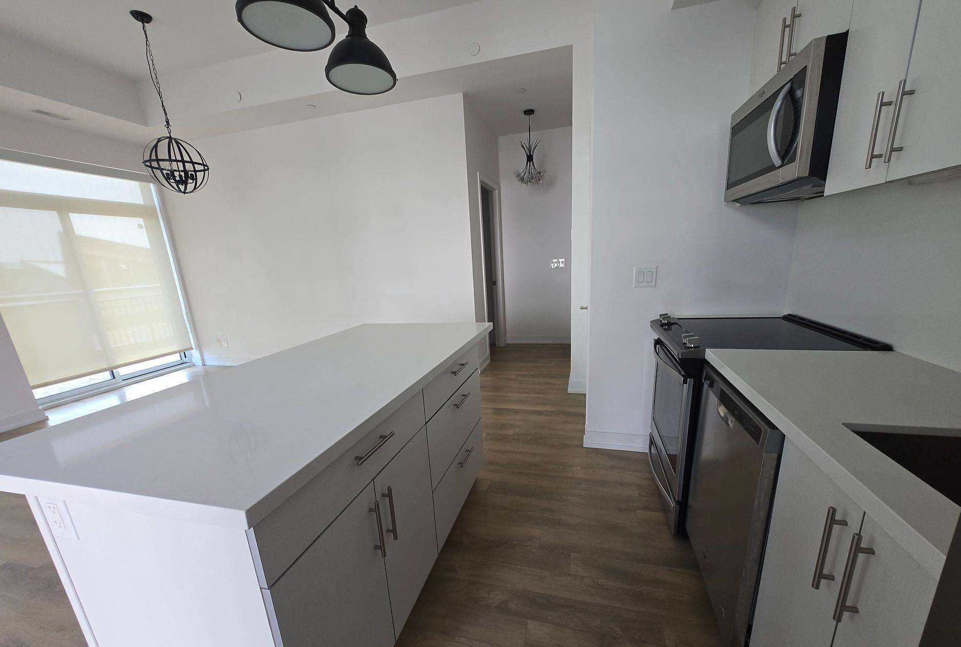 Innisfil, ON L9S 0M7,331 Broward WAY S #127