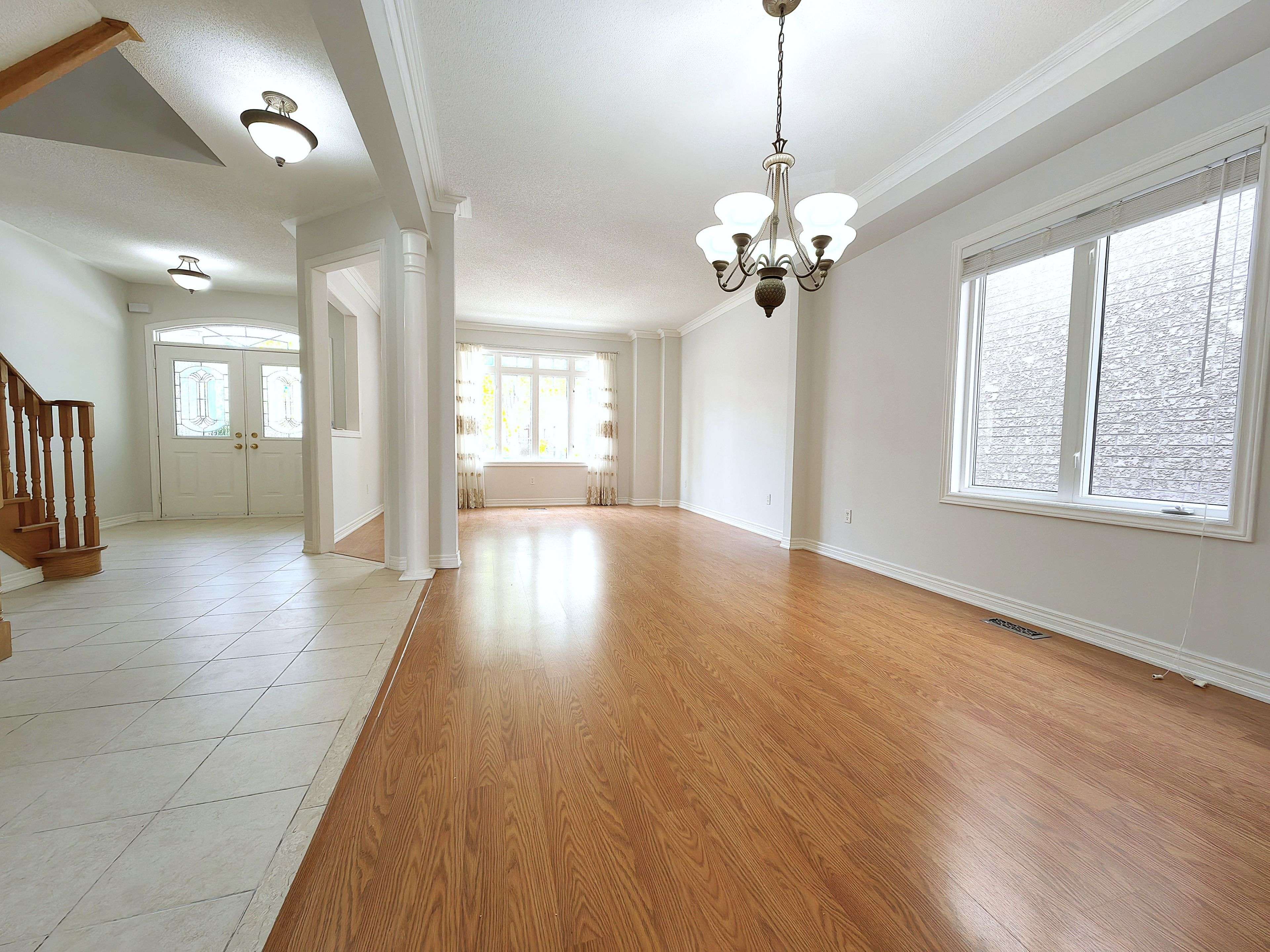 Markham, ON L6B 0A9,87 Kenilworth Gate