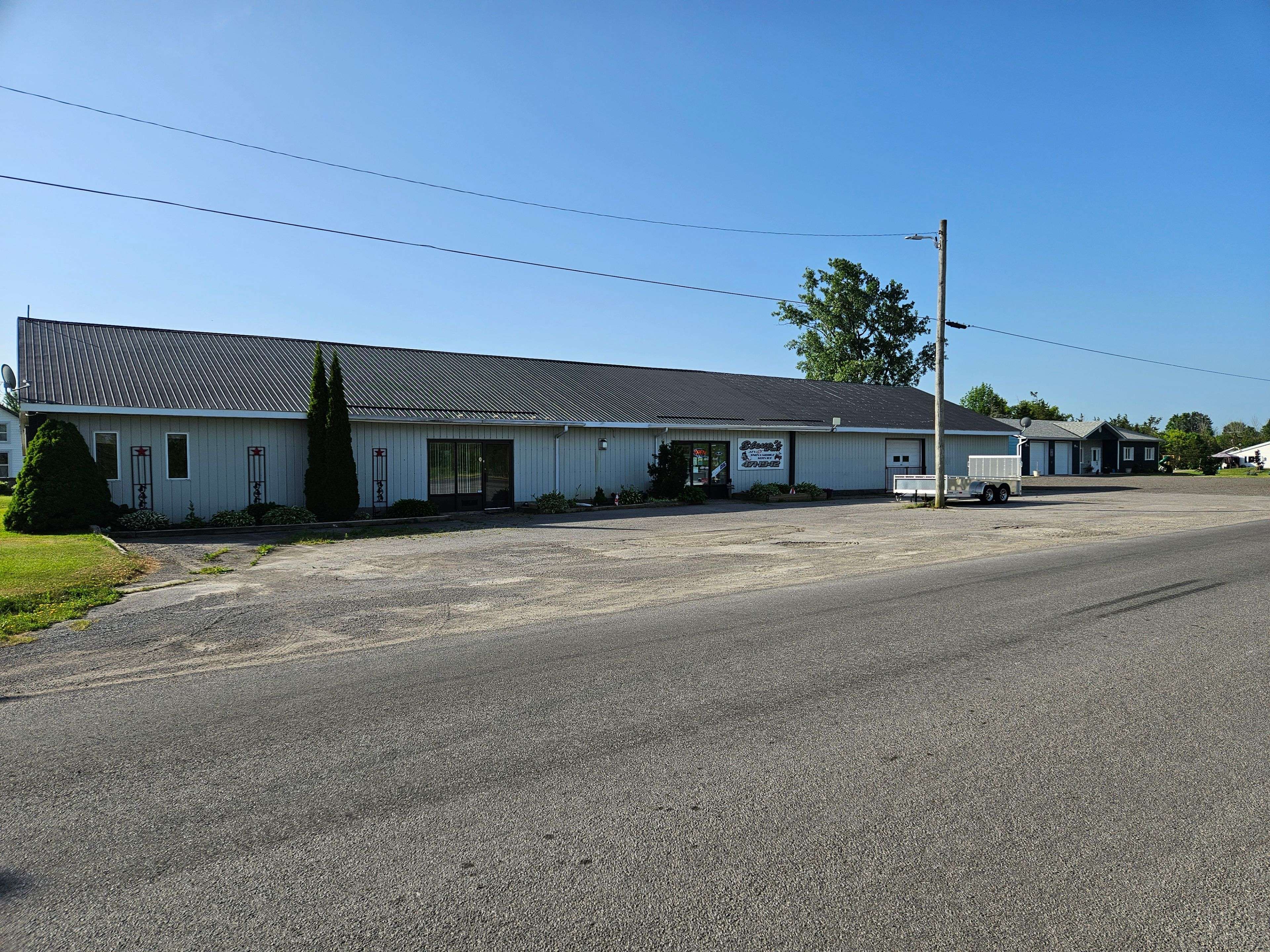 Prince Edward County, ON K0K 2T0,7 Clarke RD