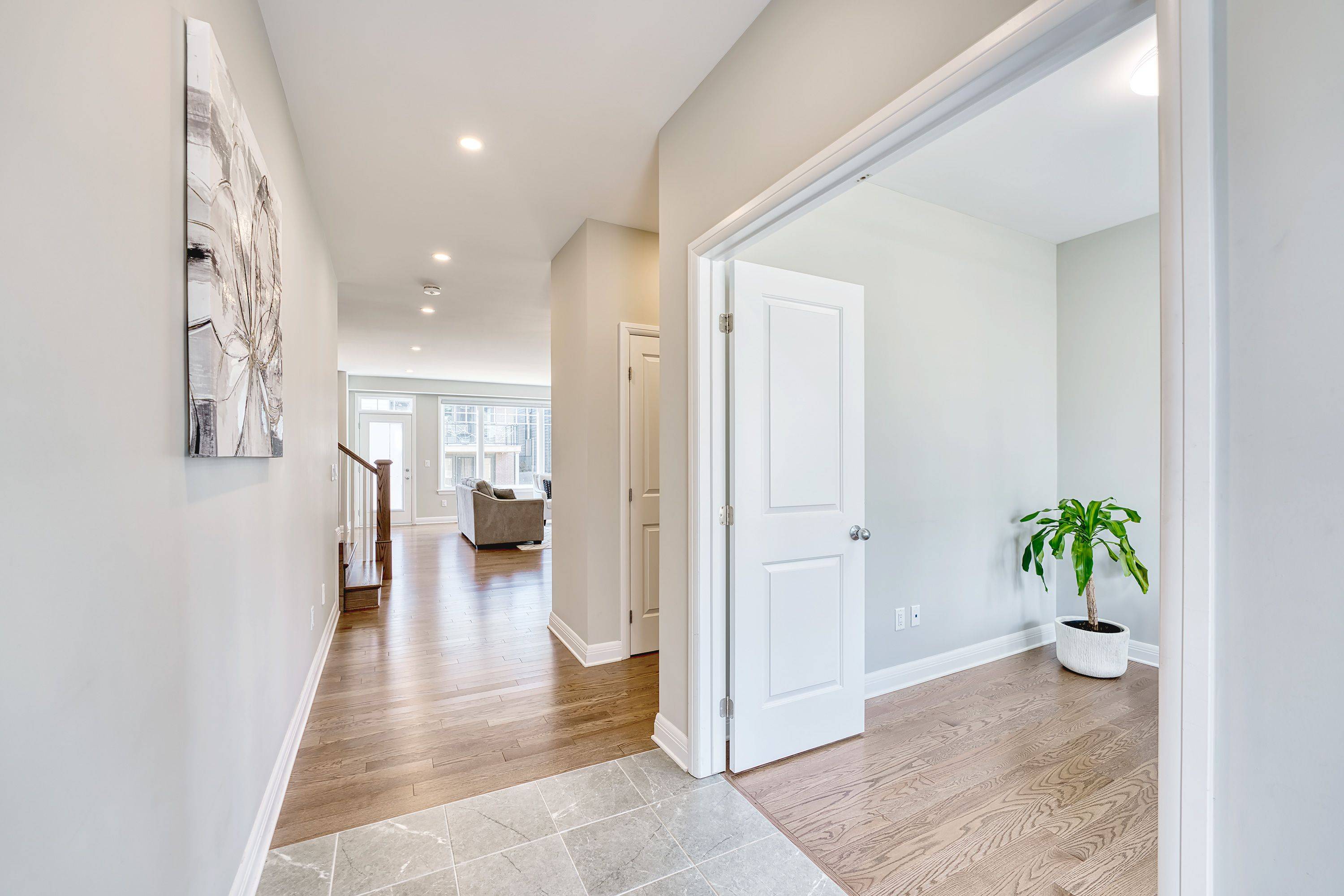 Kanata, ON K2T 0S3,232 KETCHIKAN CRES