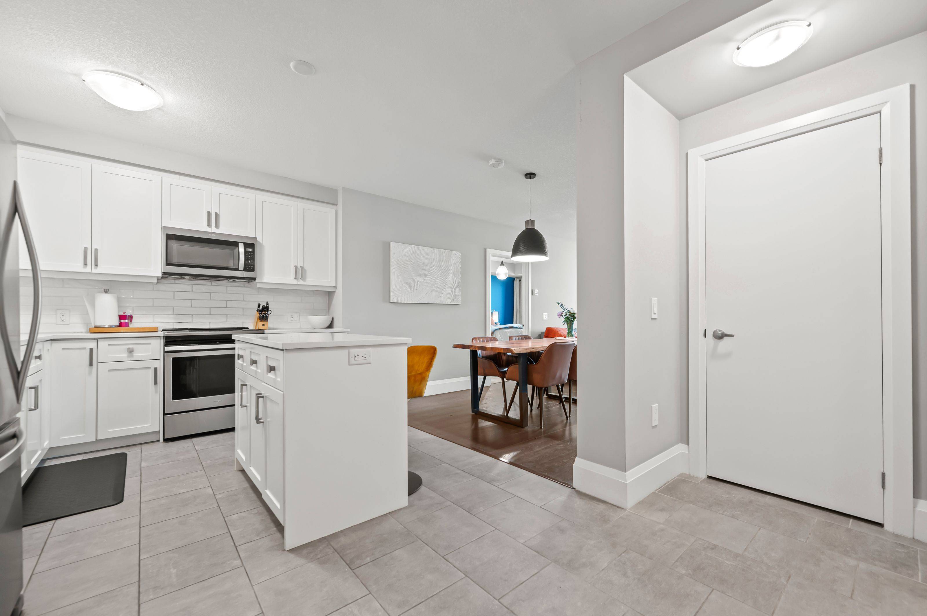 Guelph, ON N1E 0S6,73 Arthur ST #612