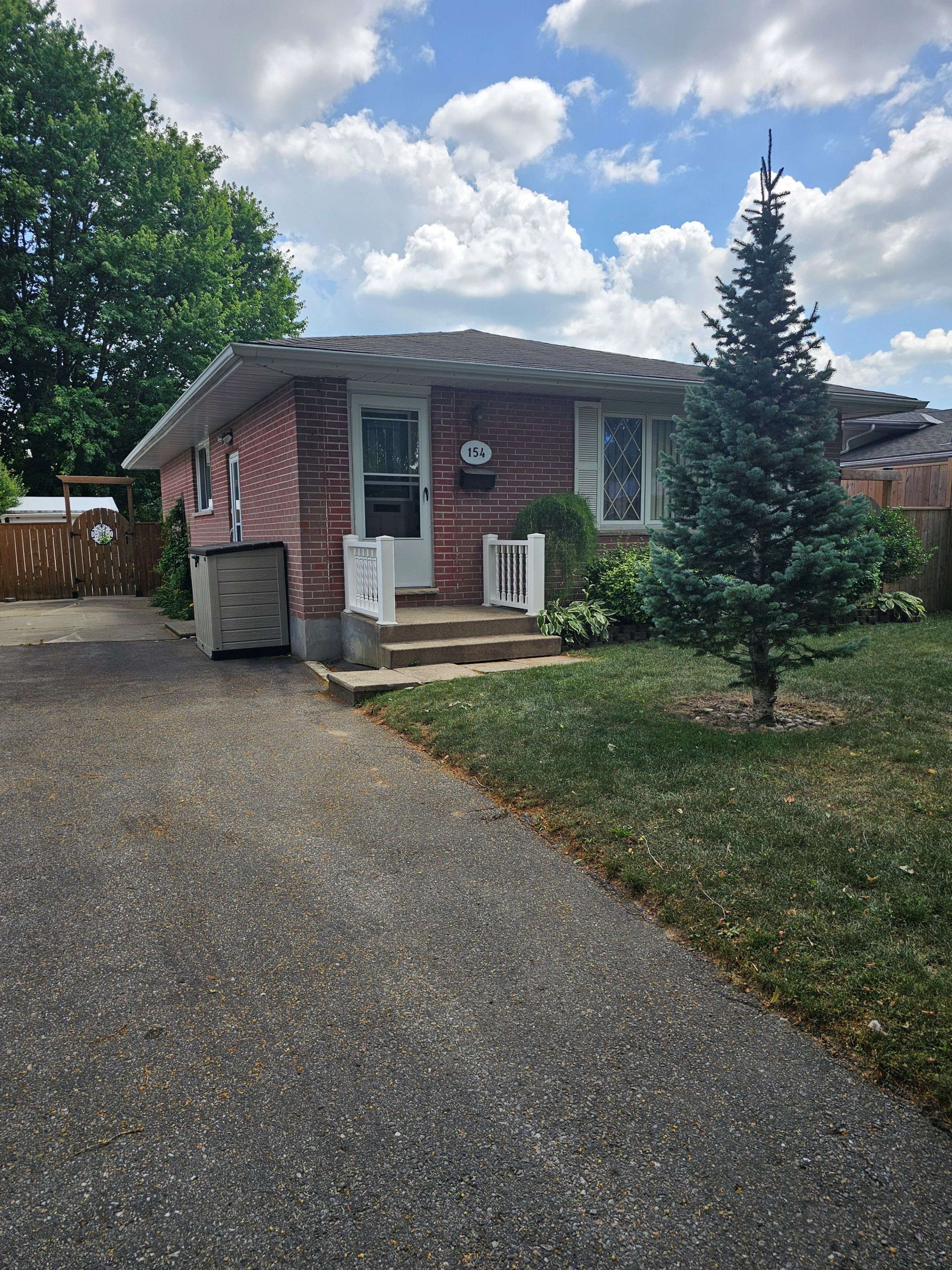 London East, ON N5V 1E9,154 Baffin RD