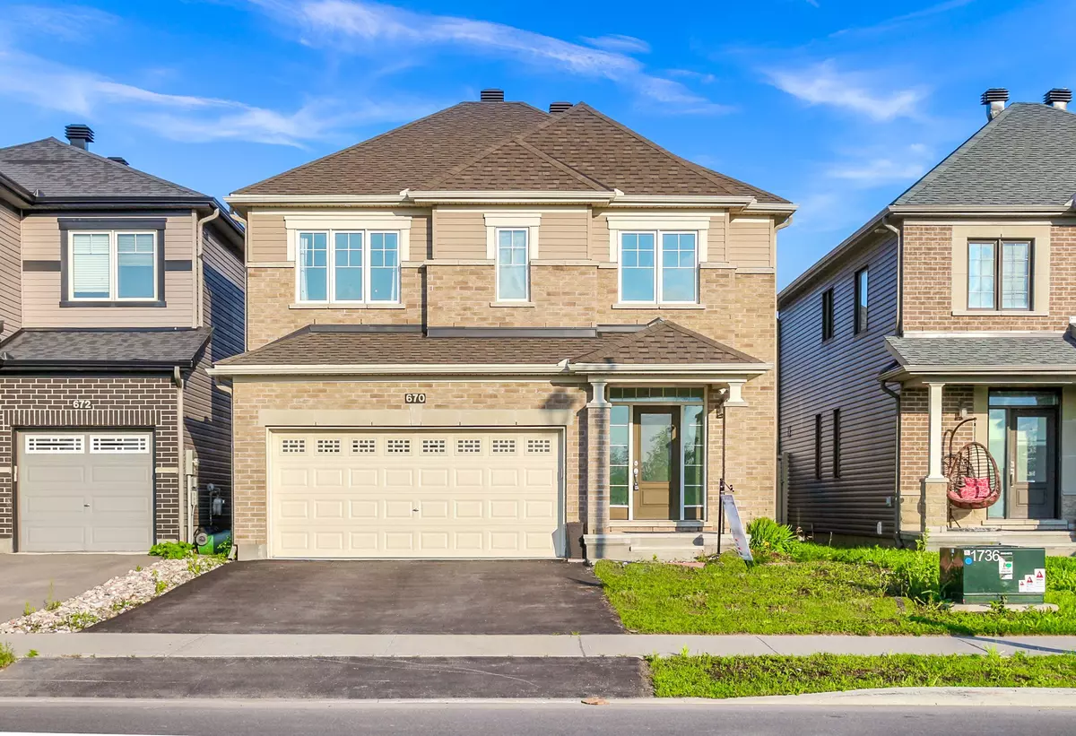 Orleans - Cumberland And Area, ON K4A 1G4,670 Decoeur DR