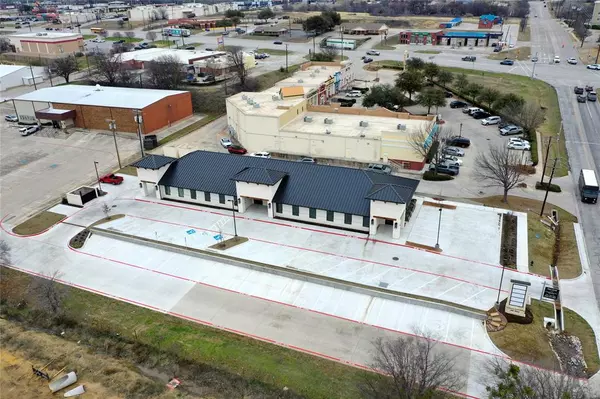 900 W Thompson Street, Decatur, TX 76234