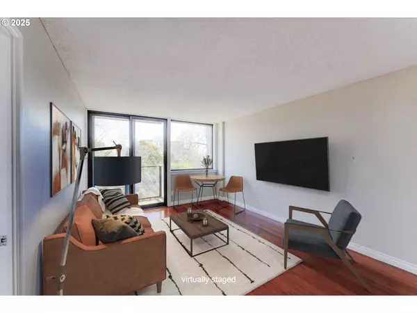 Portland, OR 97205,2020 SW MAIN ST #403