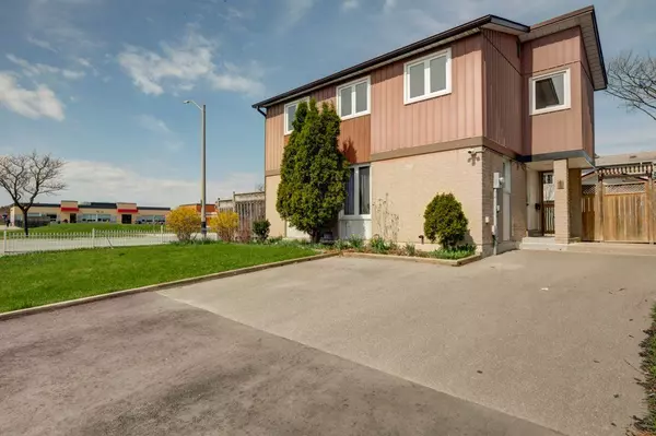 Brampton, ON L6S 2B6,1 Hedley CT