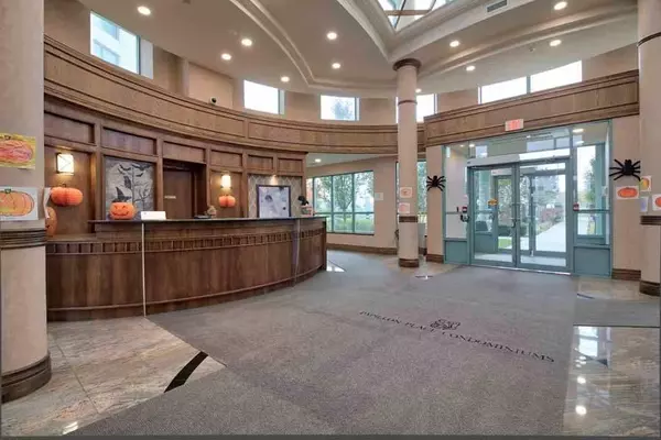 Mississauga, ON L5M 7S1,4850 Glen Erin DR #508