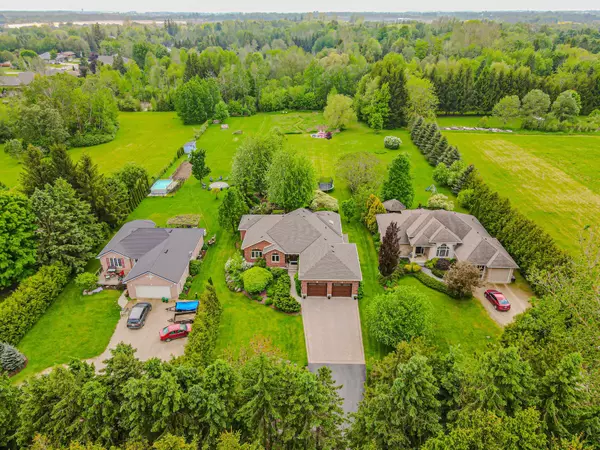 Centre Wellington, ON N1M 2W3,953 St David ST N