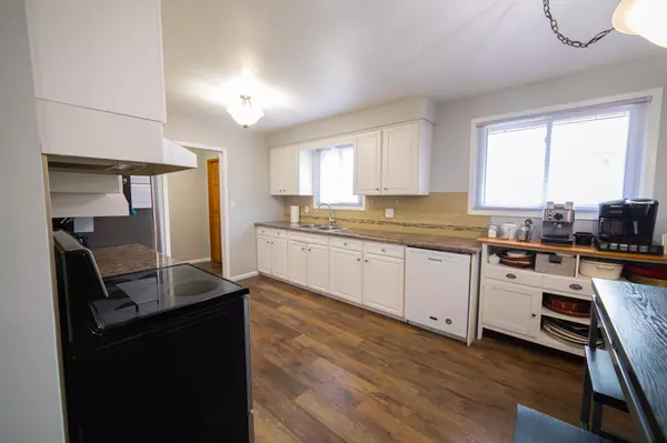 St. Thomas, ON N5R 5J7,7 Mc Larty DR