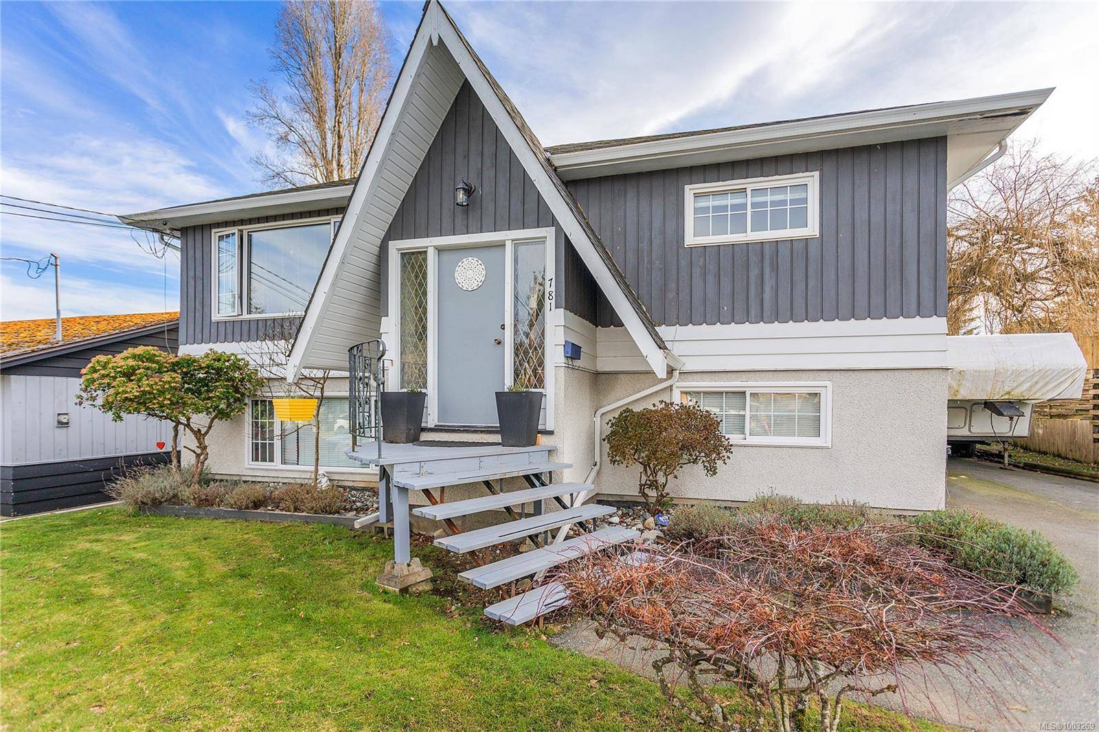 781 Chelsea St, Nanaimo, BC V9S 1Y2