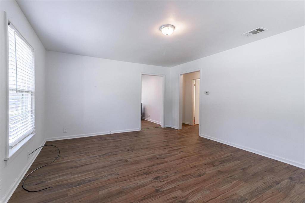 Denison, TX 75020,2622 W Johnson Street