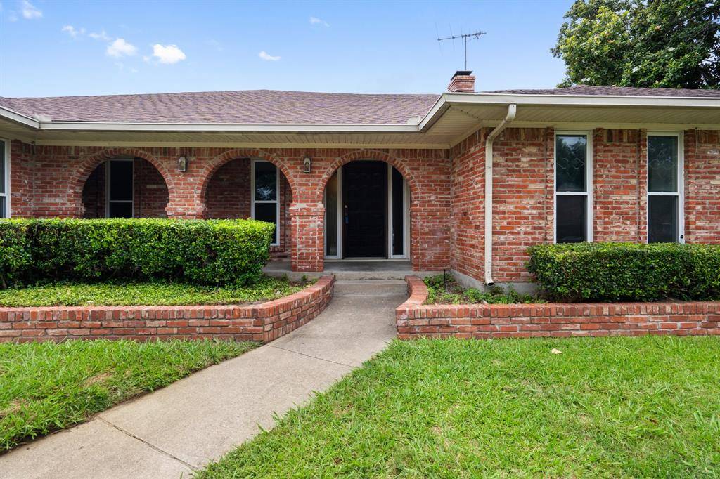 Duncanville, TX 75116,110 S Capri Drive