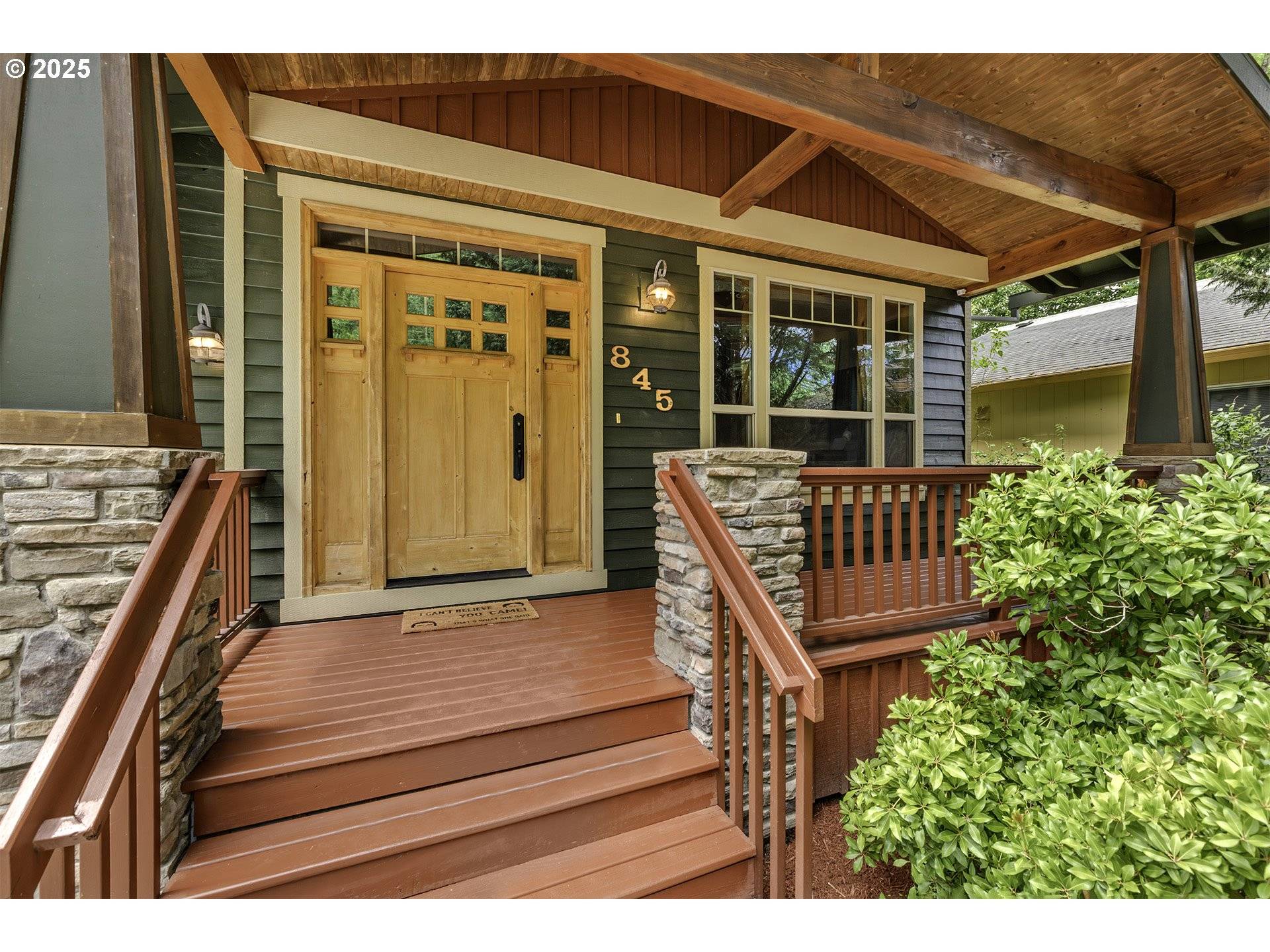 Hillsboro, OR 97124,845 NE 67TH AVE
