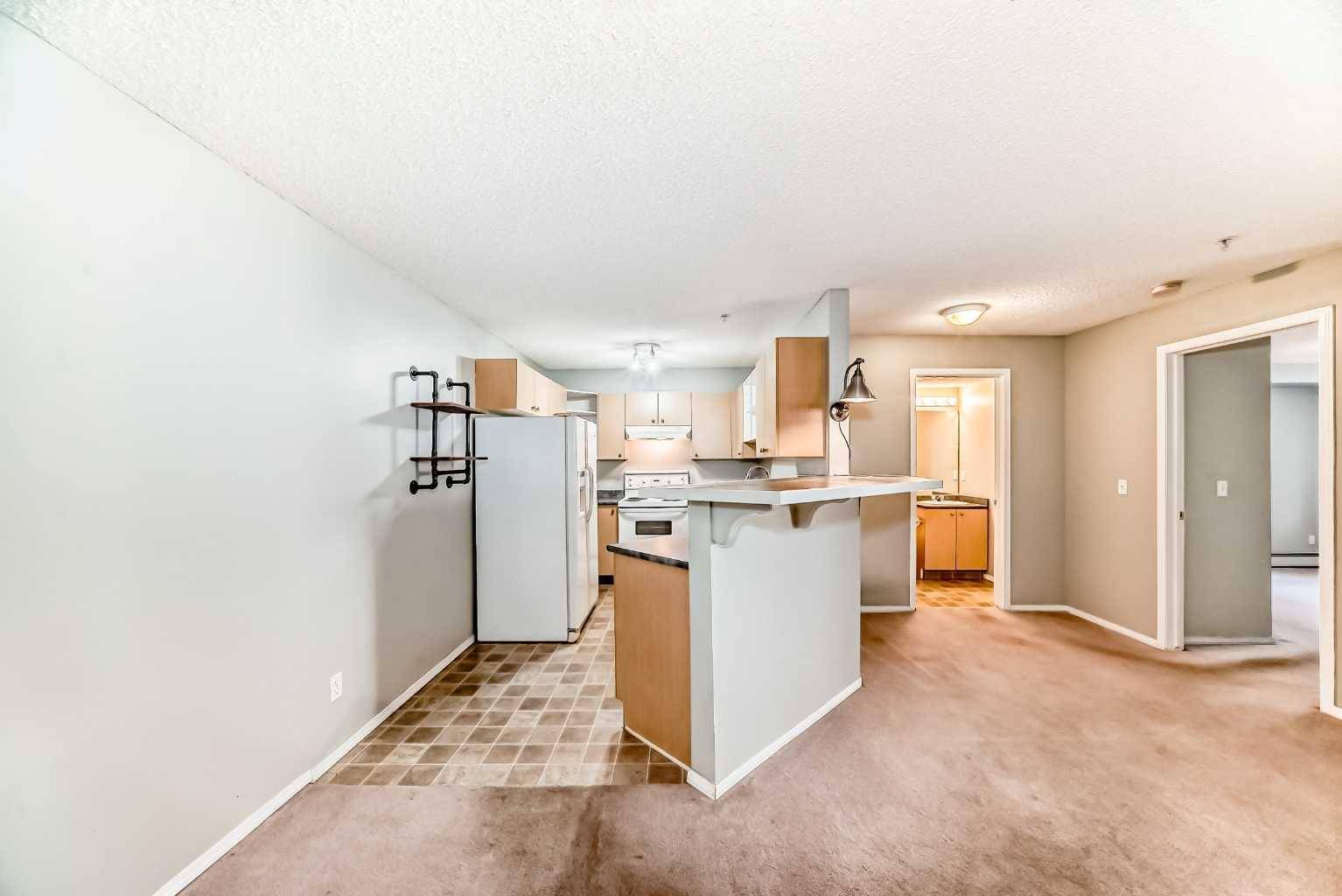 Airdrie, AB T4B 2W4,604 8 ST SW #4107