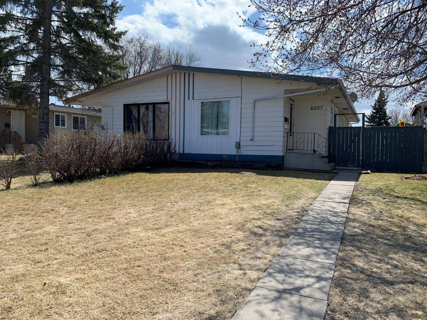 6007 59 ST, Red Deer, AB T4N 5L1