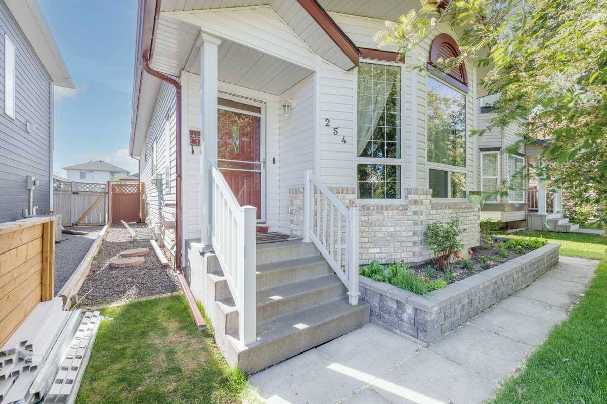 254 Coville CRES Northeast, Calgary, AB T3K 5E6