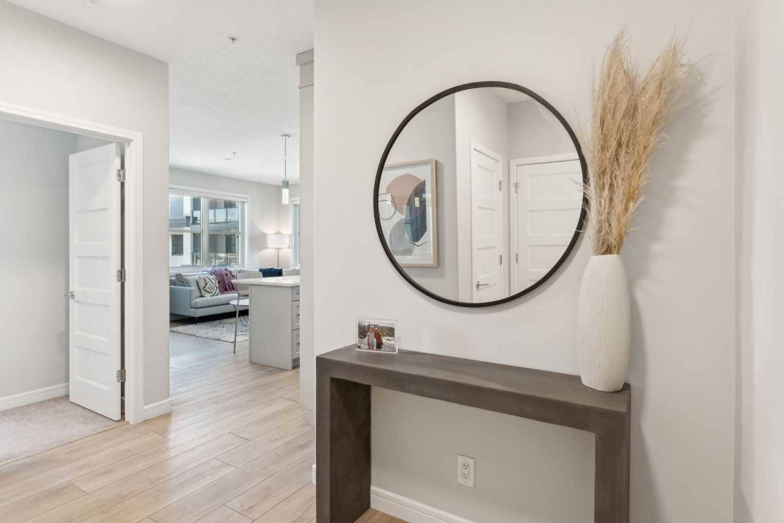 Calgary, AB T3B 6J4,80 Greenbriar PL Northwest #2201