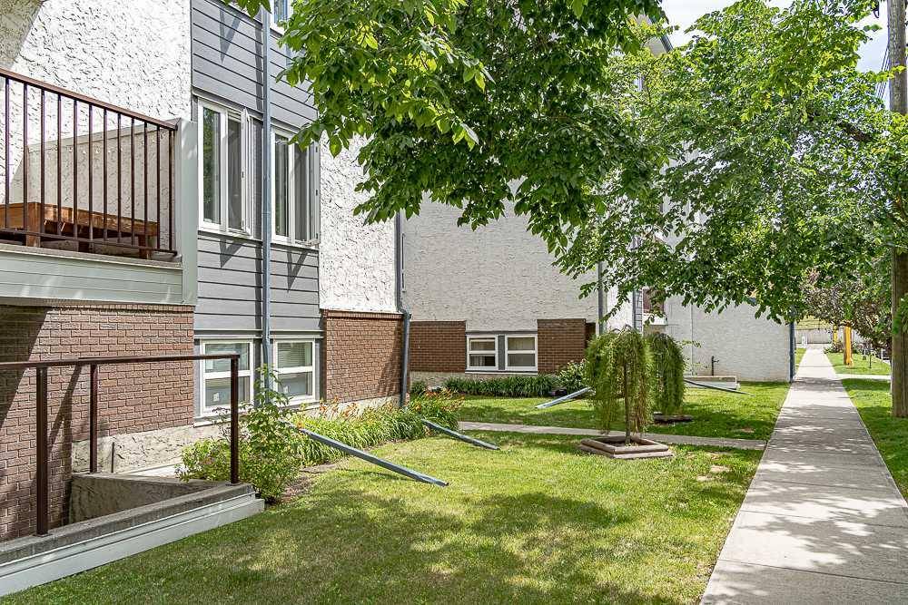 Calgary, AB T2E 0B5,647 1 AVE Northeast #209