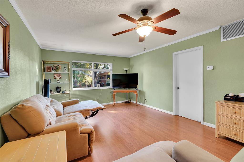 Wilton Manors, FL 33305,1920 NE 1st Ter #202H