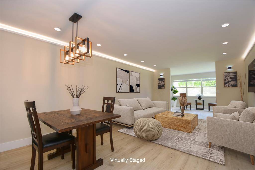 Sunrise, FL 33322,9581 Sunrise Lakes Blvd #108
