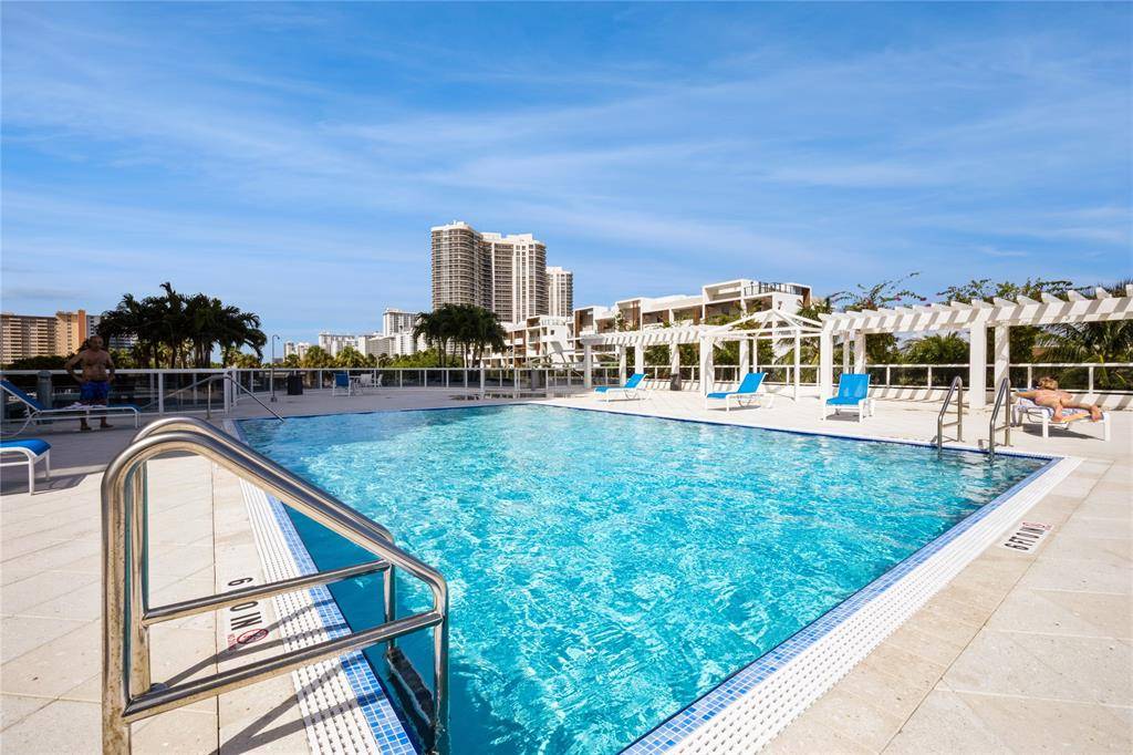 3015 N Ocean Blvd #4C, Fort Lauderdale, FL 33308