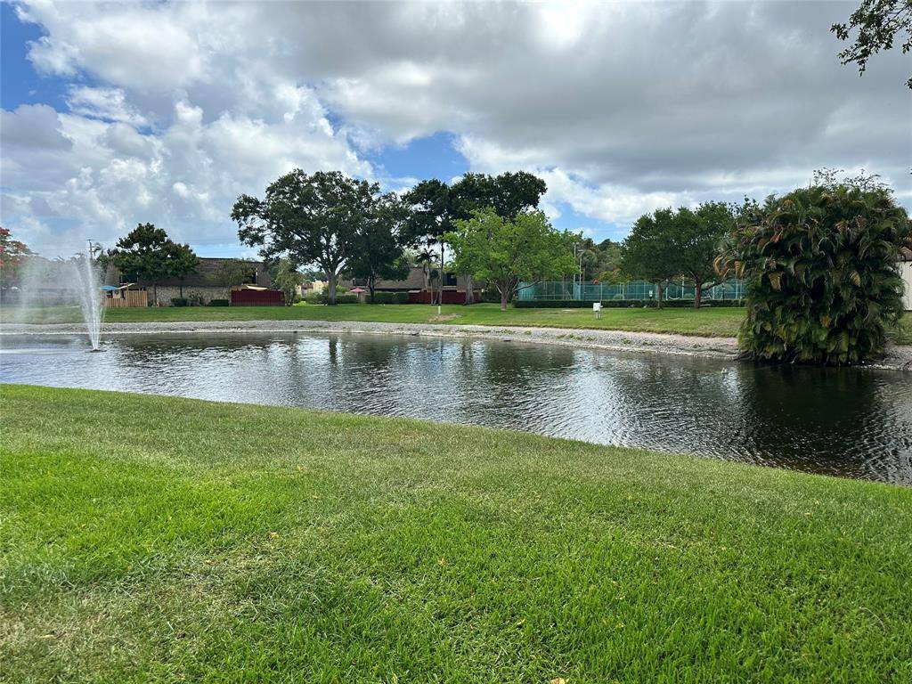 Delray Beach, FL 33445,2903 SW 22nd Cir #41B