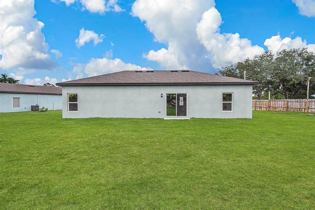 Vero Beach, FL 32967,8126 100th Ct