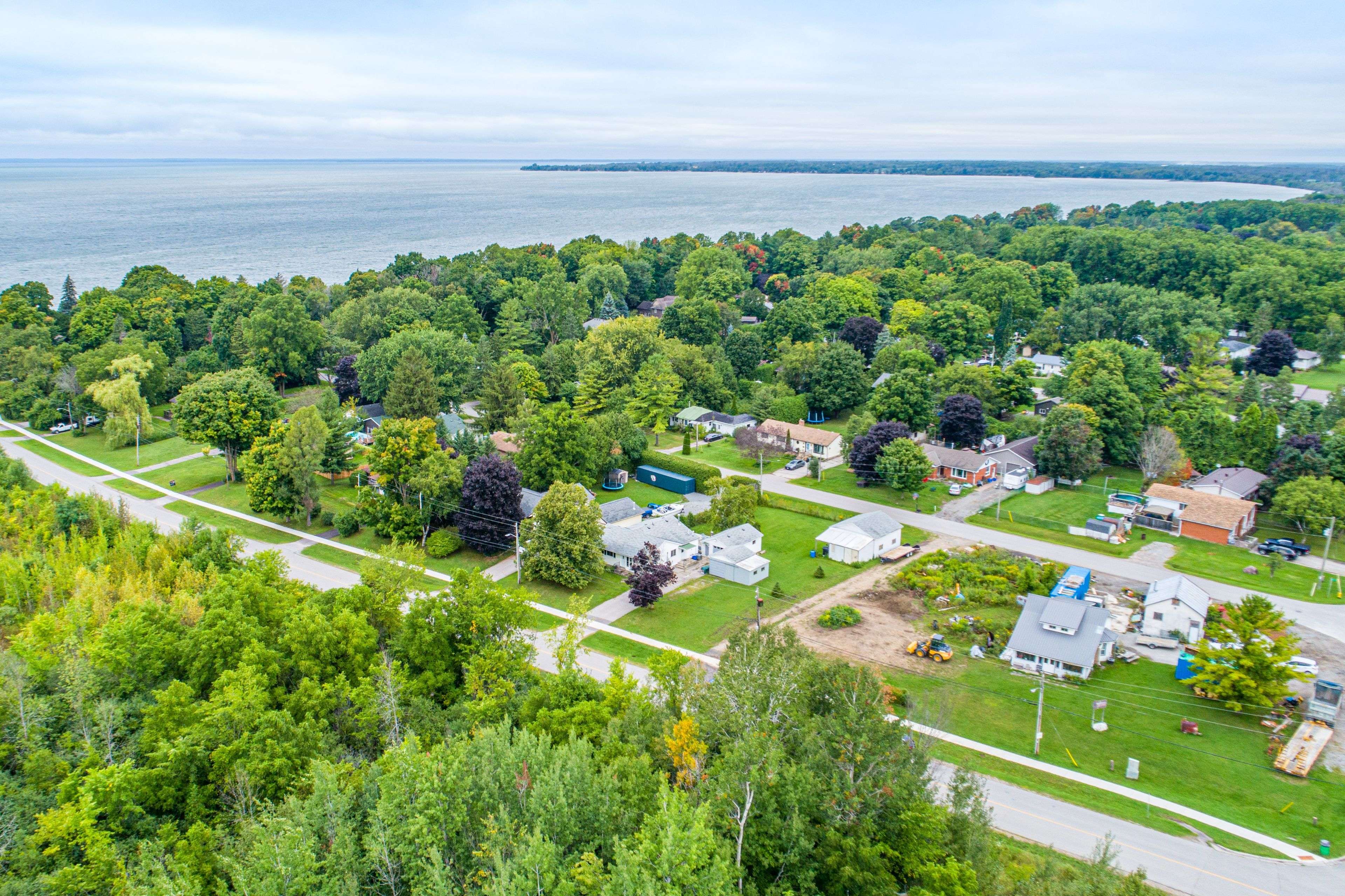 Brock, ON L0K 1A0,122 Victoria AVE