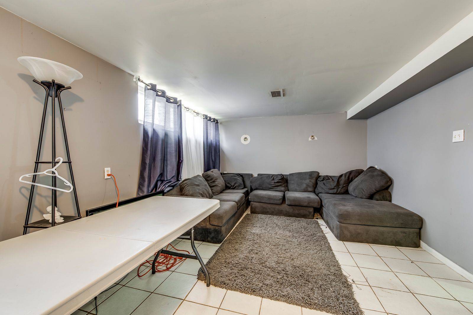 Toronto W10, ON M9V 1K1,186 Thistle Down BLVD #Basement
