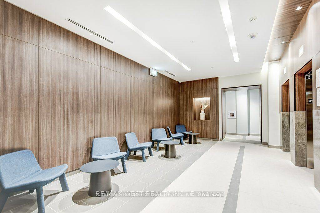 Toronto W03, ON M6N 0B7,1787 St. Clair AVE W #1103