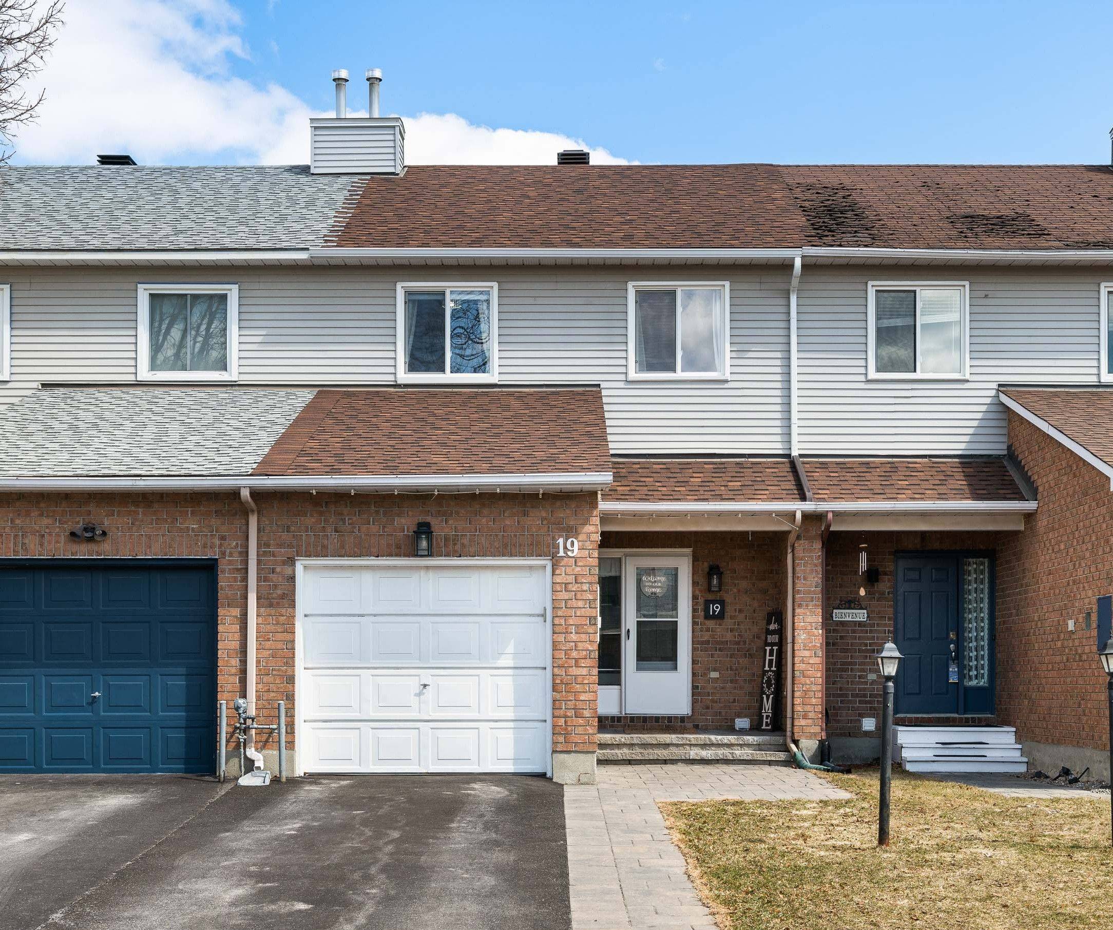 19 Armadale CRES, Barrhaven, ON K2J 4A4