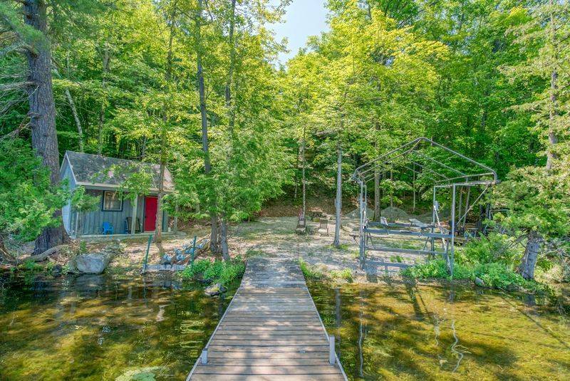 Rideau Lakes, ON K0G 1E0,200 Walnut Point RD