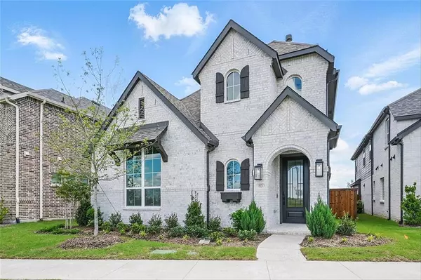 1921 Wynne Drive, Van Alstyne, TX 75495