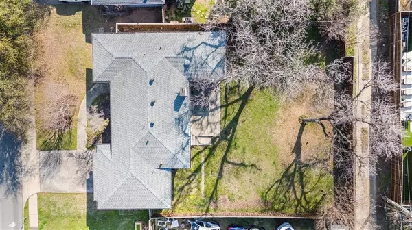3760 Walnut Hill Lane, Dallas, TX 75229