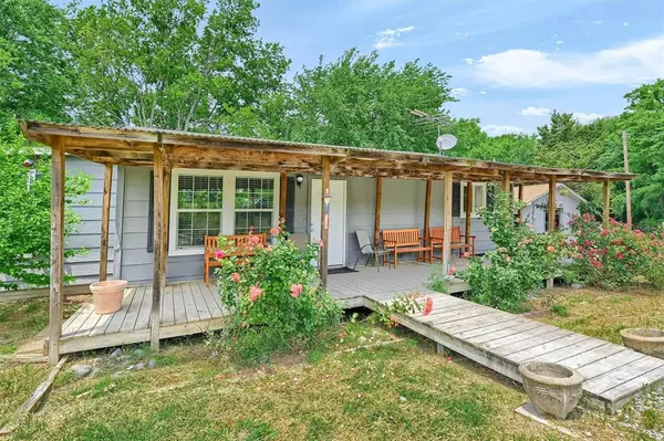 Van Alstyne, TX 75495,1631 Ballard Road