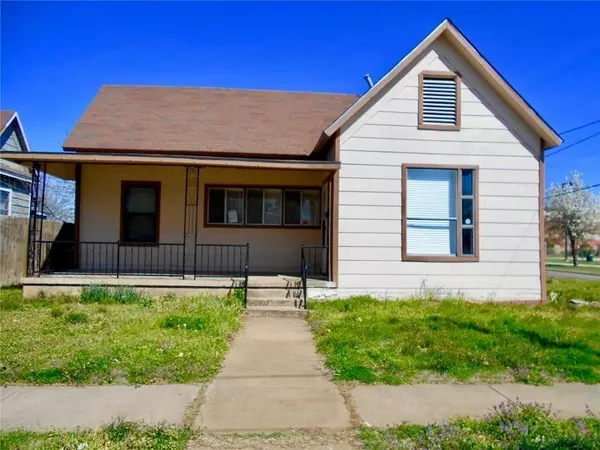 1025 Chaffin Street, Sherman, TX 75090