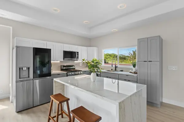 Keaau, HI 96749,15-1628 LOKE RD