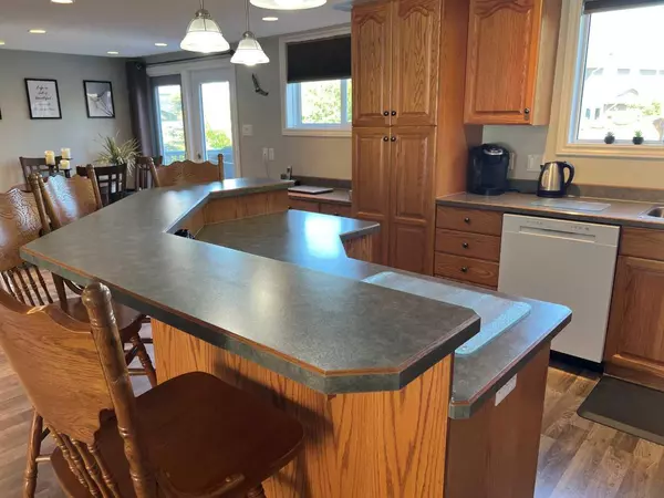 Fort Mcmurray, AB T9H4N1,183 Eymundson RD
