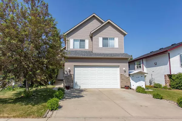 70 Drummond AVE, Red Deer, AB T4R 3E2