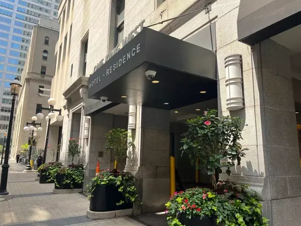 1 King ST W #1601, Toronto C01, ON M5H 1A1