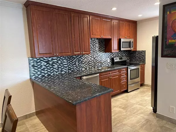 Margate, FL 33063,7855 NW 5th Ct #201