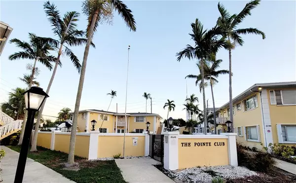2230 NE 56th Place #208, Fort Lauderdale, FL 33308
