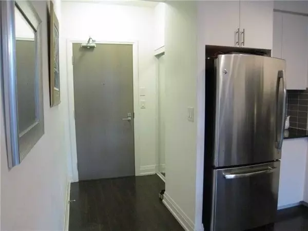 Markham, ON L3T 0C9,7165 Yonge ST #911