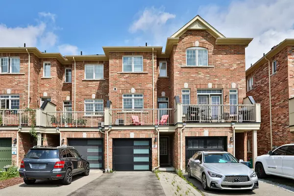 45 Dundas WAY, Markham, ON L6E 0R7