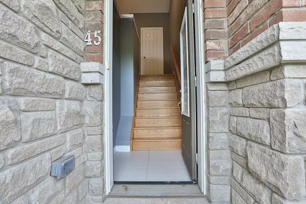 Markham, ON L6E 0R7,45 Dundas WAY