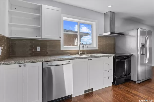 917 Dewdney AVENUE E, Regina, SK S4N 0C7